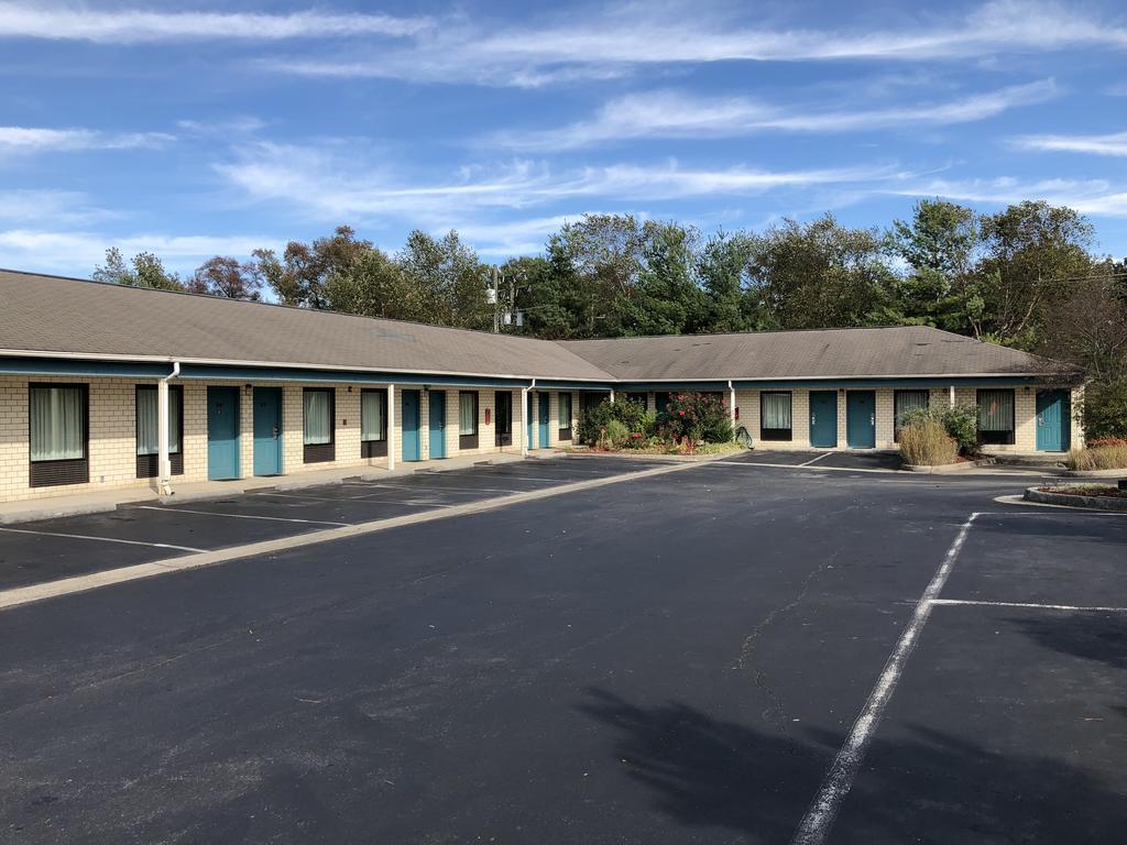 Airport Inn Motel Richmond Sandston Exterior photo